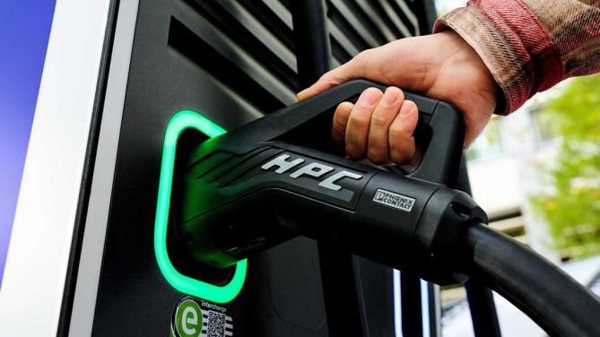 Die Ladeleistung eines Elektroautos