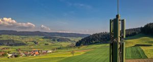 vMobilfunkantenne im Dorf