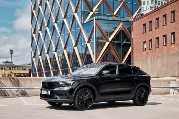 EC40 Black edition