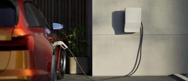 Wallbox an Hauswand